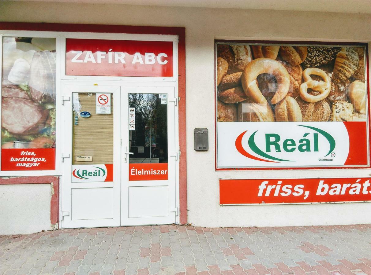 Apartmán Fesztival Nyaralohaz Zamárdi Exteriér fotografie