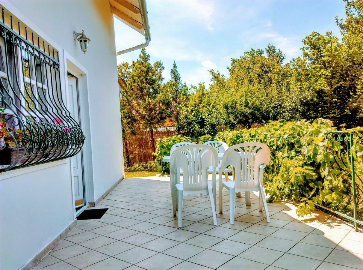 Apartmán Fesztival Nyaralohaz Zamárdi Exteriér fotografie